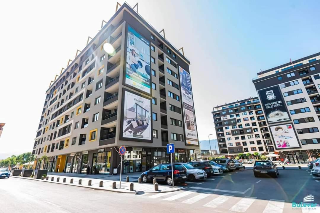 Delux Apartmani Bulevar Saraievo Exterior foto