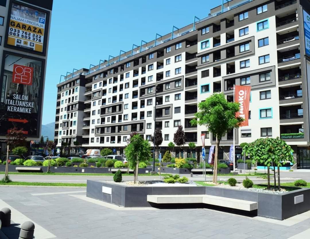 Delux Apartmani Bulevar Saraievo Exterior foto